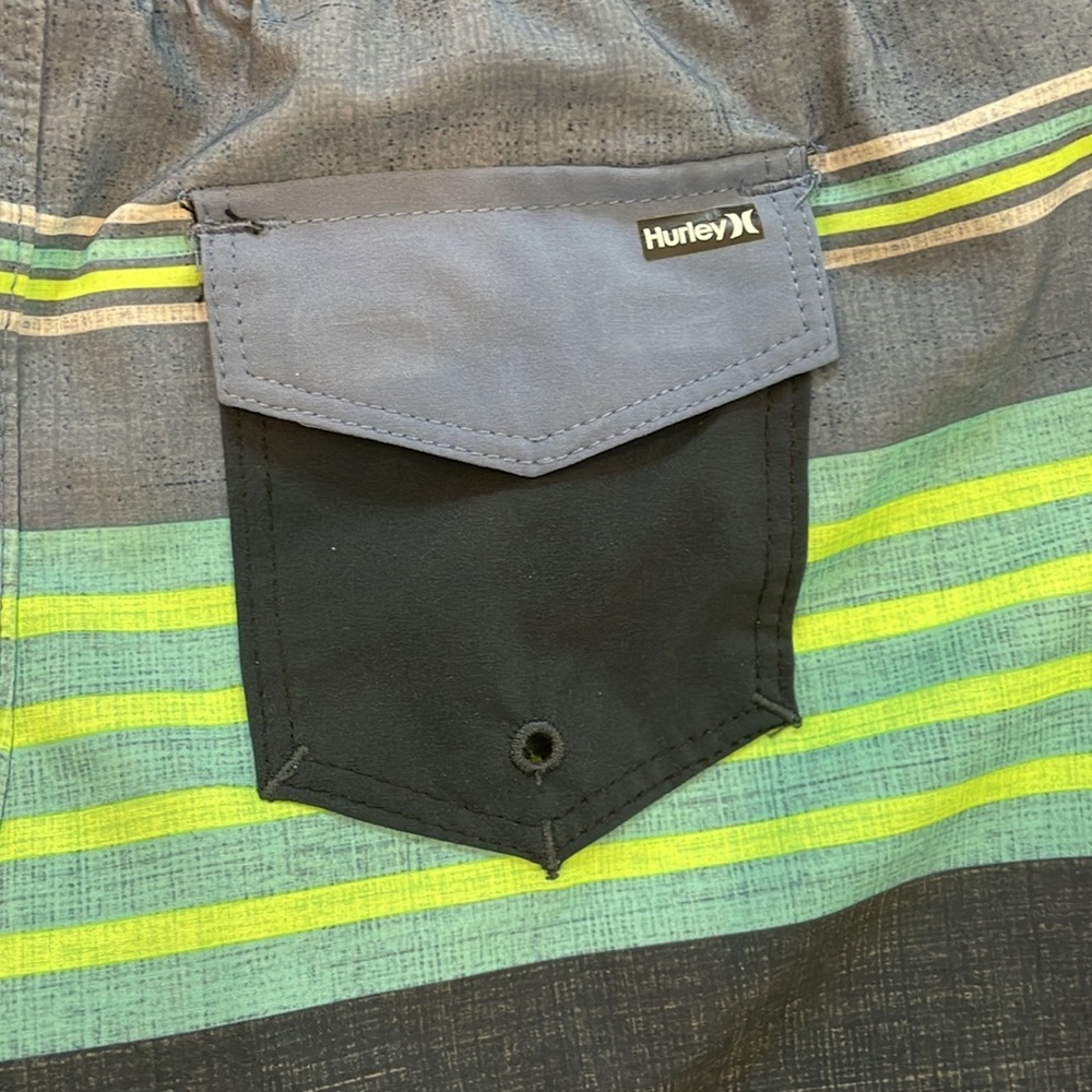 Boy’s Hurley Swim Trunk/Board Shorts. Size 5/6. Excellent to Like New Condition. - Picture 9 of 9